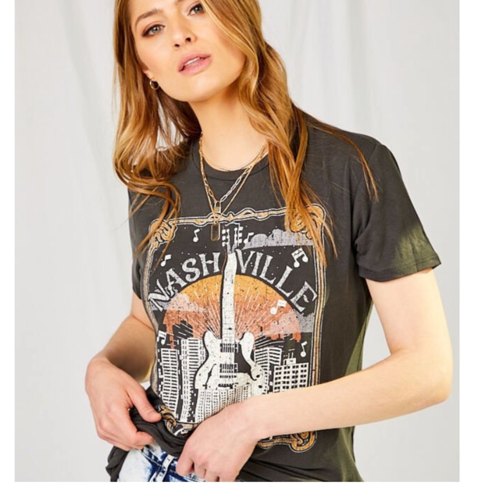 Nashville Boyfriend Tee